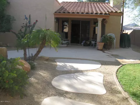 844 E Roberts Rd, Phoenix, AZ 85022 photo 17