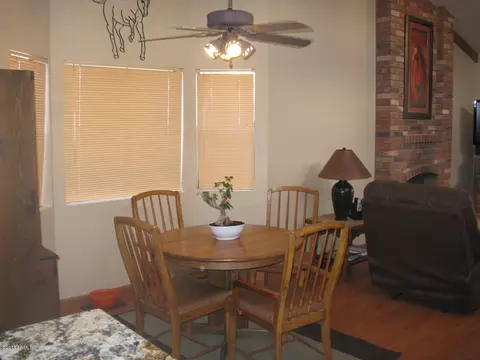 844 E Roberts Rd, Phoenix, AZ 85022 photo 26