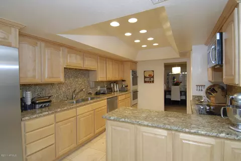 77 E Missouri Ave #56, Phoenix, AZ 85012 photo 3