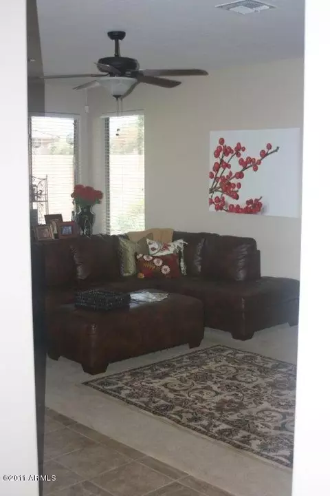 3740 E Meadowview Dr, Gilbert, AZ 85298 photo 6