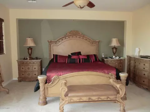 3818 E Patrick Ln, Phoenix, AZ 85050 photo 9