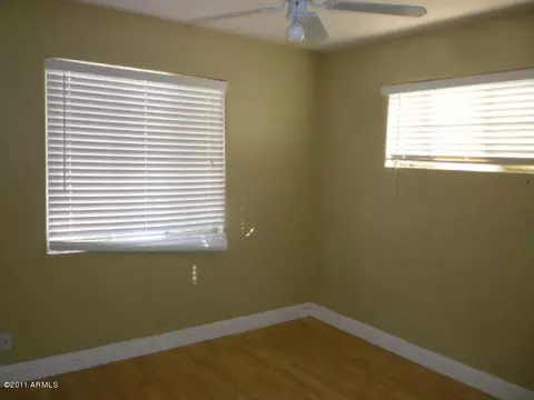 3425 N 23rd Dr, Phoenix, AZ 85015 photo 9