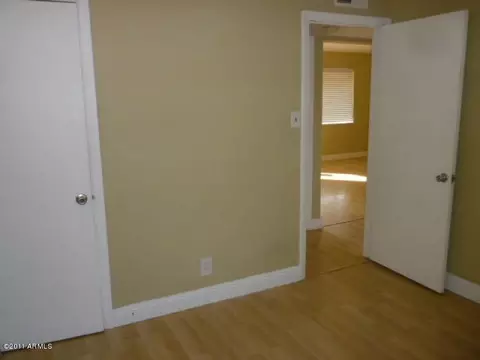 3425 N 23rd Dr, Phoenix, AZ 85015 photo 8