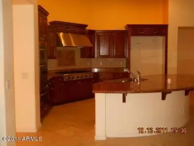 4294 E Greenview Dr, Gilbert, AZ 85298 photo 13