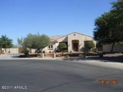 4294 E Greenview Dr, Gilbert, AZ 85298 photo 4