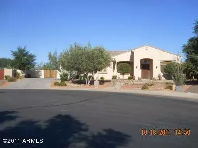 4294 E Greenview Dr, Gilbert, AZ 85298 photo 3