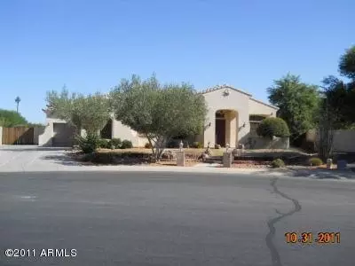 4294 E Greenview Dr, Gilbert, AZ 85298 photo 2
