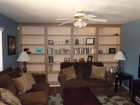 875 W Spur Ave, Gilbert, AZ 85233 photo 7