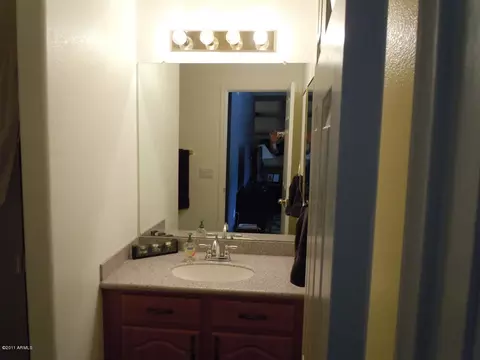 875 W Spur Ave, Gilbert, AZ 85233 photo 8