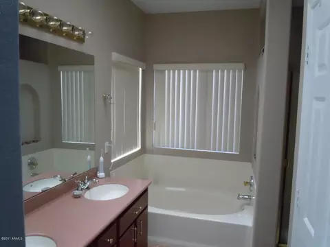 875 W Spur Ave, Gilbert, AZ 85233 photo 18