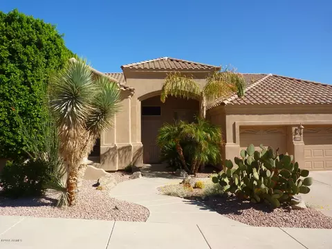 320 E Wildwood Dr, Phoenix, AZ 85048 photo 2