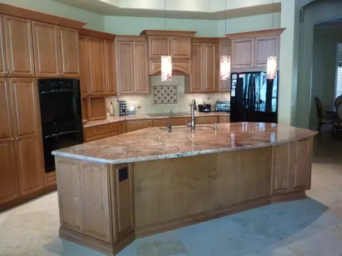 320 E Wildwood Dr, Phoenix, AZ 85048 photo 4