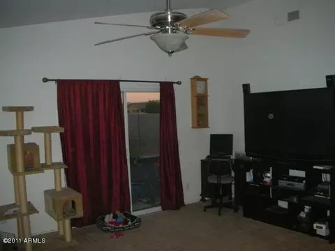 5319 S 28th Dr, Phoenix, AZ 85041 photo 3