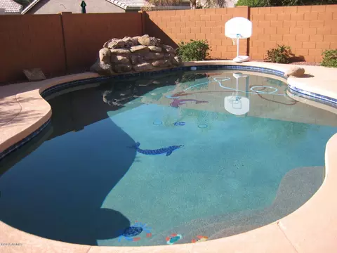 283 W Baylor Ln, Gilbert, AZ 85233 photo 10