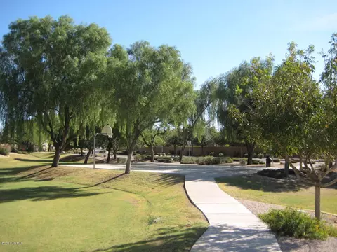 283 W Baylor Ln, Gilbert, AZ 85233 photo 23