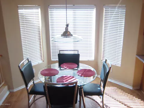 283 W Baylor Ln, Gilbert, AZ 85233 photo 7