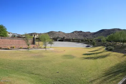 3817 E Branham Ln, Phoenix, AZ 85042 photo 10