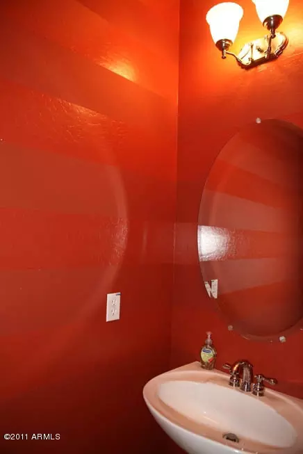3817 E Branham Ln, Phoenix, AZ 85042 photo 20