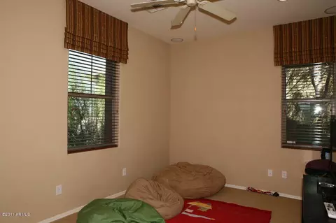 3817 E Branham Ln, Phoenix, AZ 85042 photo 18
