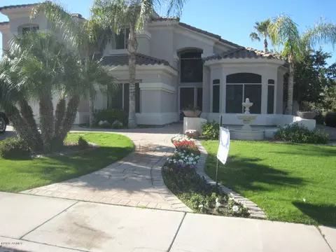 1438 S Cholla St, Gilbert, AZ 85233 photo 1