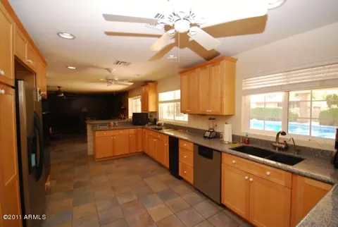 2207 E Hale St, Mesa, AZ 85213 photo 24