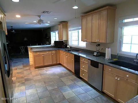 2207 E Hale St, Mesa, AZ 85213 photo 3