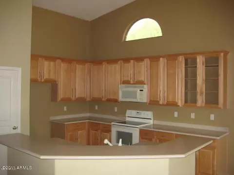 1349 E Iris Dr, Chandler, AZ 85286 photo 2