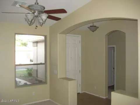 1349 E Iris Dr, Chandler, AZ 85286 photo 4