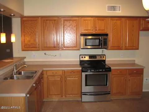 676 E Ranch Rd, Gilbert, AZ 85296 photo 3