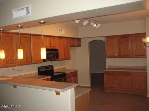 676 E Ranch Rd, Gilbert, AZ 85296 photo 2