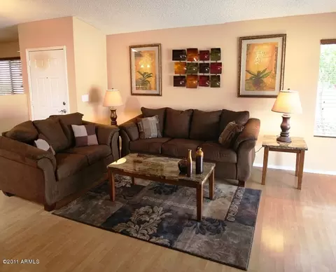 4538 E Wescott Dr, Phoenix, AZ 85050 photo 5