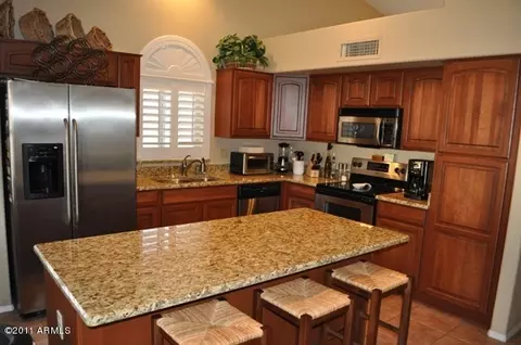 2312 E Cathedral Rock Dr, Phoenix, AZ 85048 photo 1