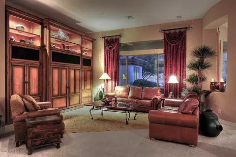 42303 N Olympic Fields Ct, Phoenix, AZ 85086 photo 4