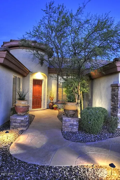 42303 N Olympic Fields Ct, Phoenix, AZ 85086 photo 3