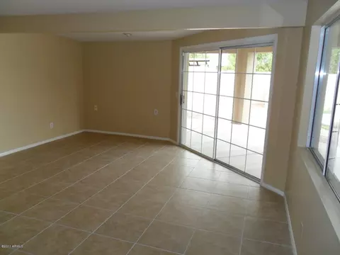 960 E Hampton Ave, Mesa, AZ 85204 photo 5