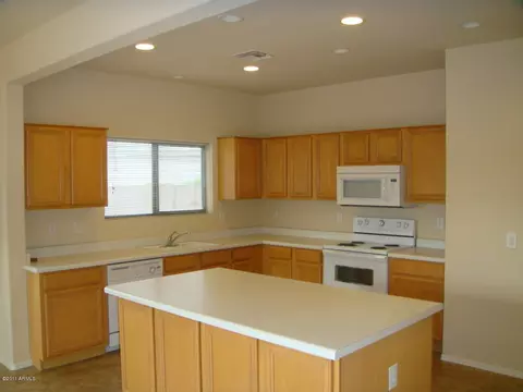 2889 E Cathy Dr, Gilbert, AZ 85296 photo 2