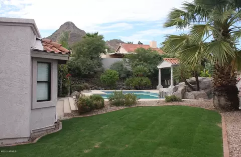 1940 E Beck Ln, Phoenix, AZ 85022 photo 5