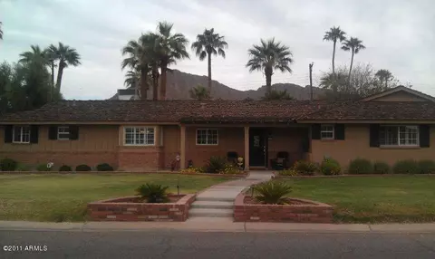 5622 E Calle Del Paisano, Phoenix, AZ 85018
