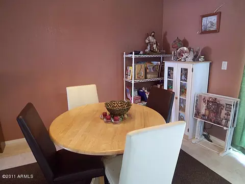 1445 Emerald Ave, Mesa, AZ 85204 photo 4