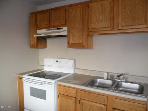 2845 E Wier Ave, Phoenix, AZ 85040 photo 9