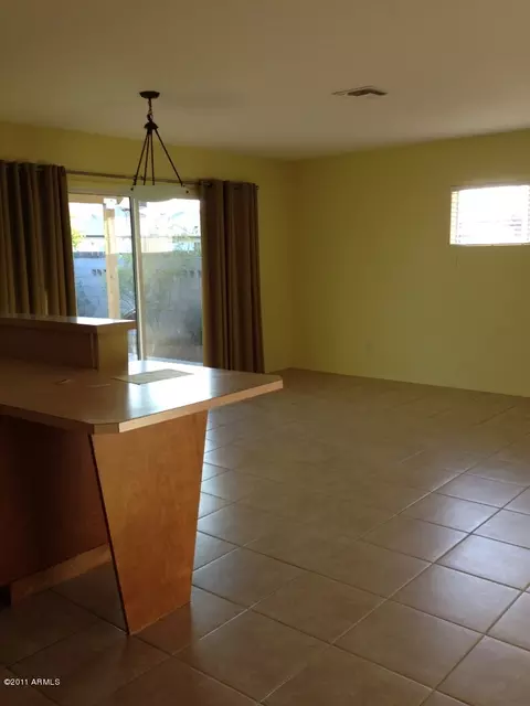 1025 E Broadmor Dr, Tempe, AZ 85282 photo 8