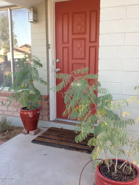 1025 E Broadmor Dr, Tempe, AZ 85282 photo 3