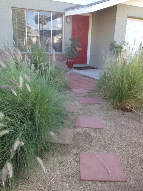 1025 E Broadmor Dr, Tempe, AZ 85282 photo 2