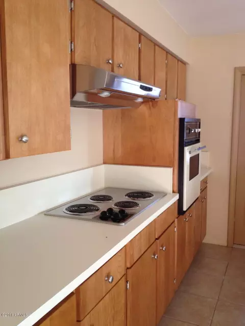 1025 E Broadmor Dr, Tempe, AZ 85282 photo 6