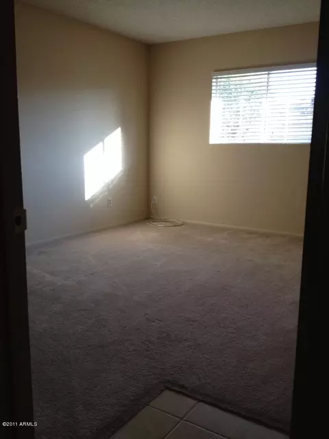 1025 E Broadmor Dr, Tempe, AZ 85282 photo 9
