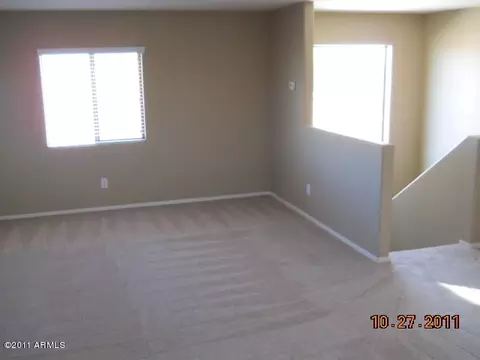 3812 E Santa Fe Ln, Gilbert, AZ 85297 photo 9