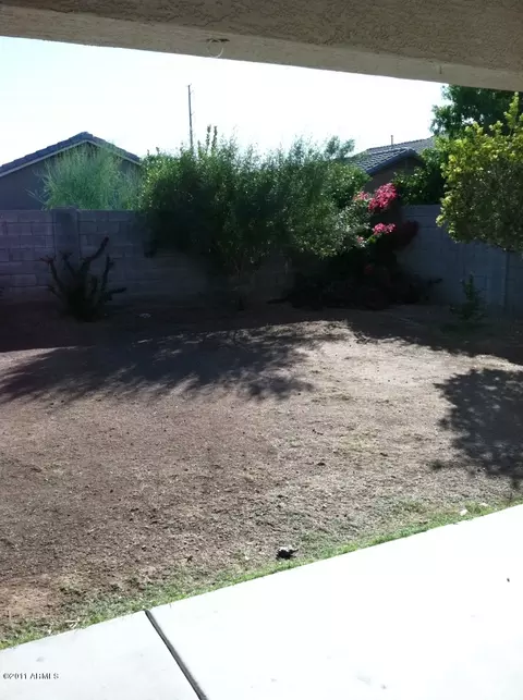 3319 E Hononegh Dr, Phoenix, AZ 85050 photo 5