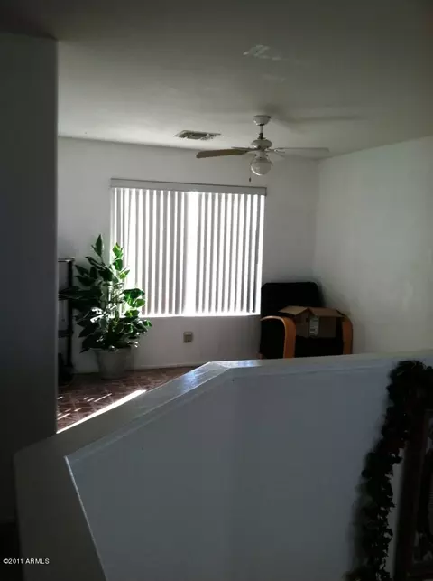 3319 E Hononegh Dr, Phoenix, AZ 85050 photo 6