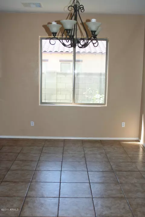 1272 E Strawberry Dr, Gilbert, AZ 85298 photo 3