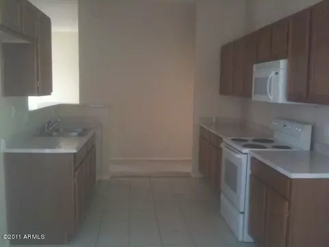 4644 E Prickly Pear Trl, Phoenix, AZ 85050 photo 3